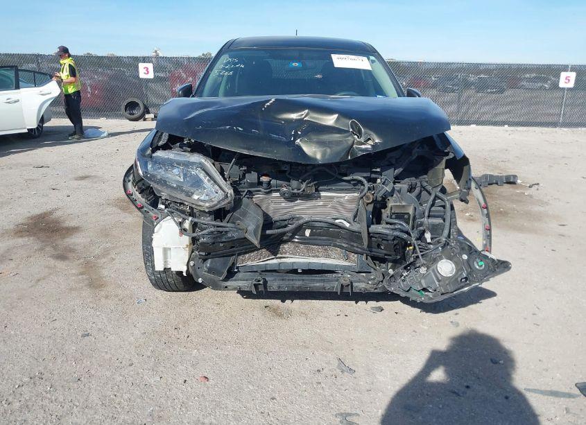 Photo 6 of 2015 Nissan Rogue S (VIN 5N1AT2ML2FC885266)