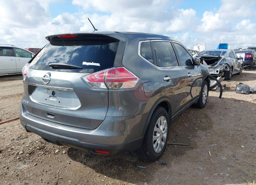 Photo 4 of 2015 Nissan Rogue S (VIN 5N1AT2ML3FC823066)