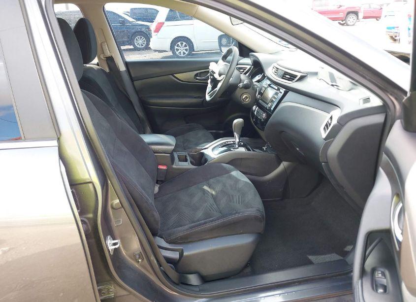 Photo 5 of 2015 Nissan Rogue S (VIN 5N1AT2ML3FC823066)