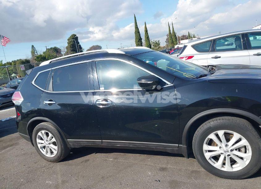 Photo 13 of 2015 Nissan Rogue SV (VIN 5N1AT2ML4FC760222)