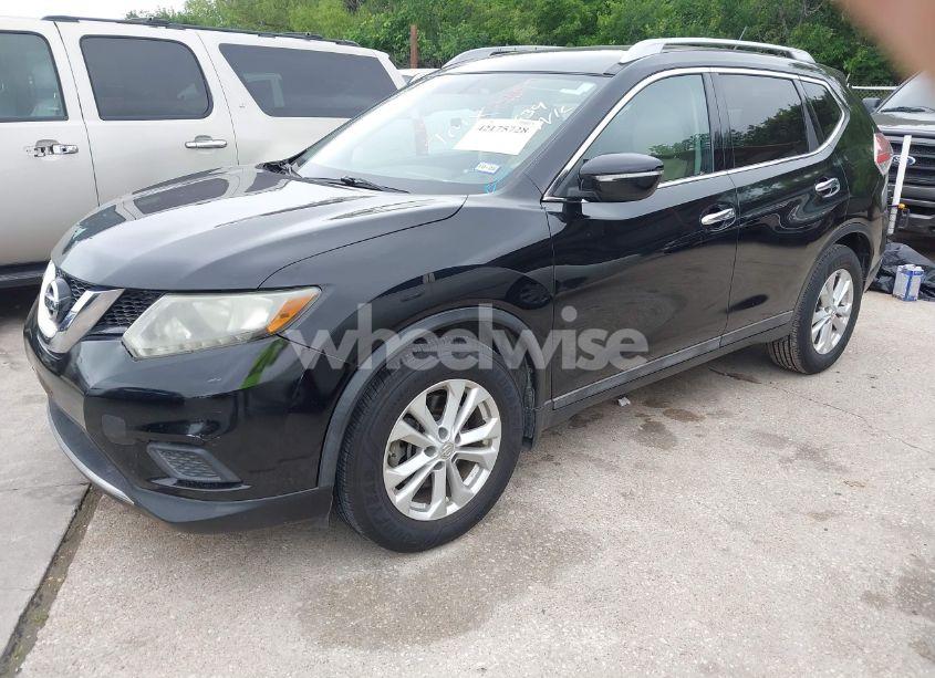 Photo 2 of 2015 Nissan Rogue SV (VIN 5N1AT2ML4FC795634)