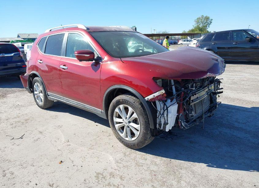 2015 Nissan Rogue SV (VIN 5N1AT2ML6FC835857) main photo