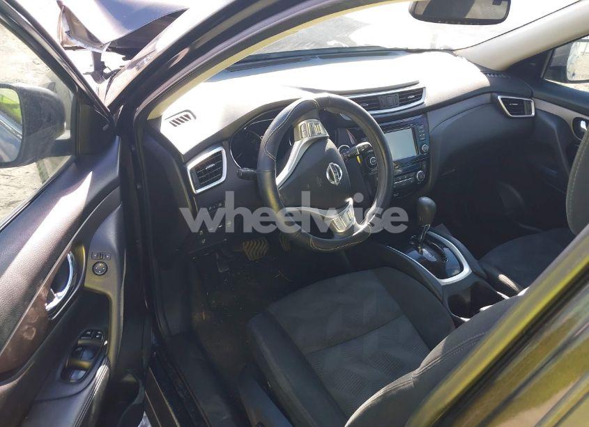 Photo 5 of 2014 Nissan Rogue SV (VIN 5N1AT2ML7EC847336)