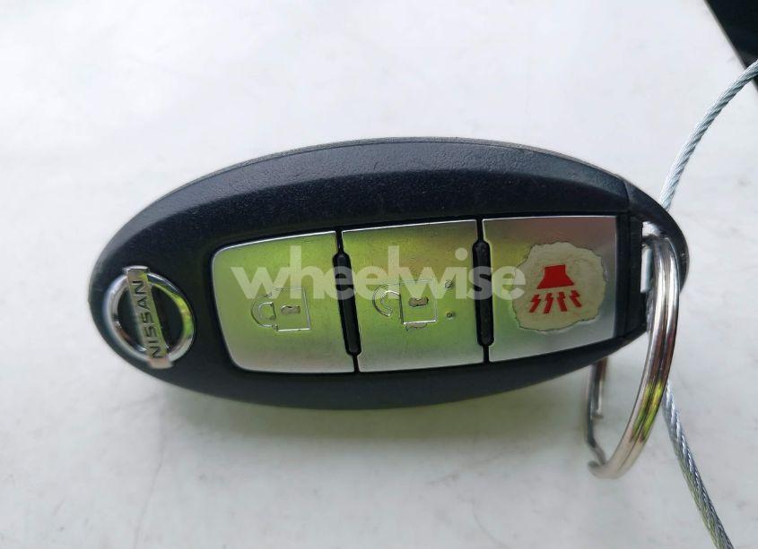 Photo 11 of 2015 Nissan Rogue SV (VIN 5N1AT2ML7FC832658)