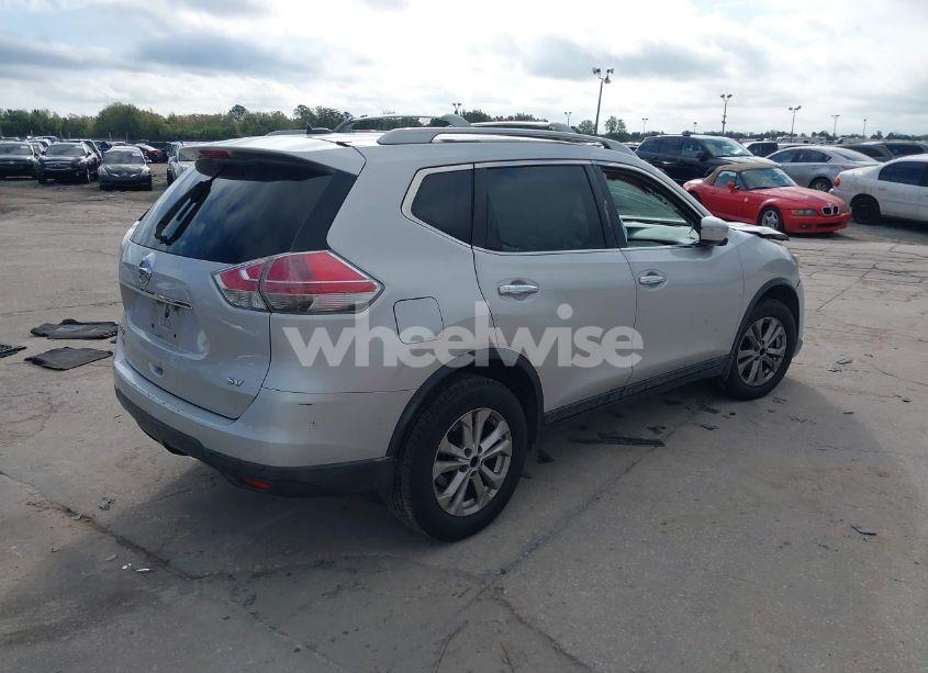 Photo 4 of 2015 Nissan Rogue SV (VIN 5N1AT2ML7FC832658)