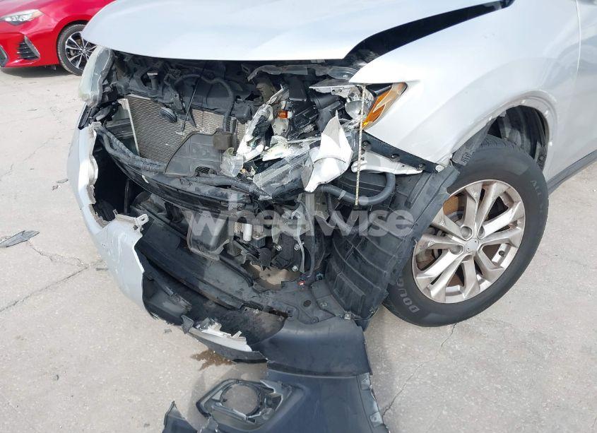 Photo 6 of 2015 Nissan Rogue SV (VIN 5N1AT2ML7FC832658)