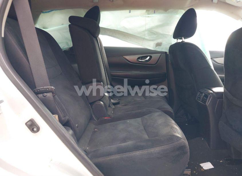 Photo 8 of 2015 Nissan Rogue SV (VIN 5N1AT2ML7FC832658)