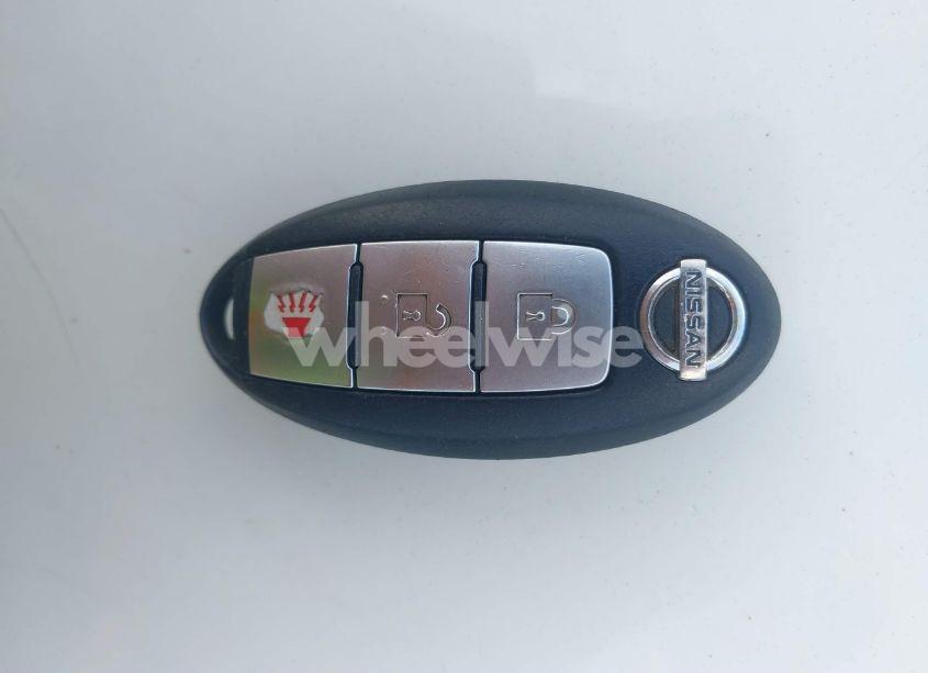 Photo 11 of 2015 Nissan Rogue SV (VIN 5N1AT2ML8FC772325)