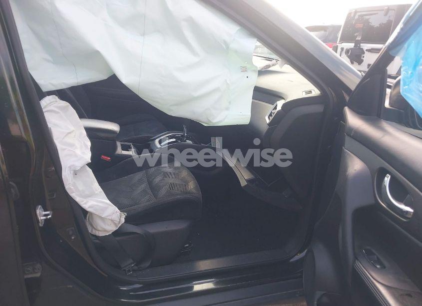 Photo 5 of 2015 Nissan Rogue SV (VIN 5N1AT2ML8FC772325)