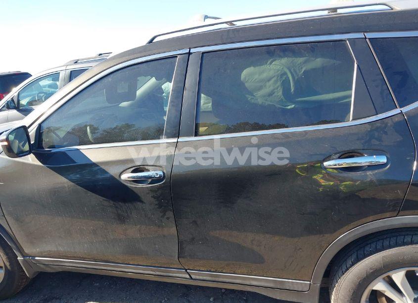 Photo 14 of 2014 Nissan Rogue SV (VIN 5N1AT2ML9EC811860)