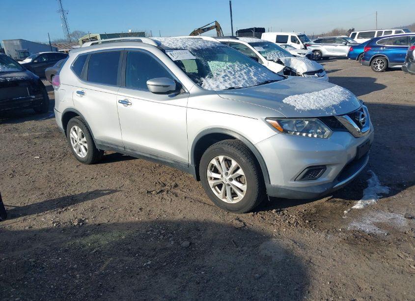 2016 Nissan Rogue SV (VIN 5N1AT2MM0GC798752) main photo