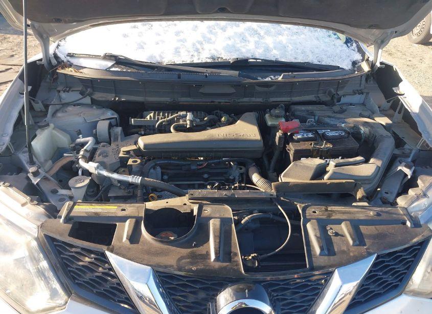 Photo 10 of 2016 Nissan Rogue SV (VIN 5N1AT2MM0GC798752)