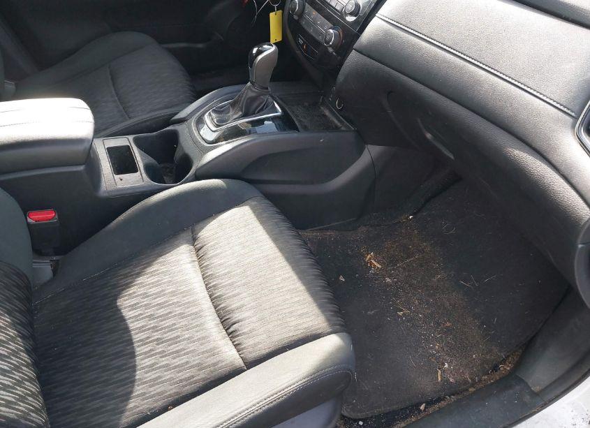 Photo 5 of 2017 Nissan Rogue S (VIN 5N1AT2MM0HC792385)