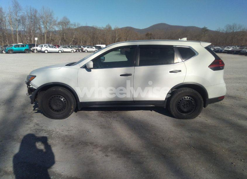 Photo 14 of 2017 Nissan Rogue S (VIN 5N1AT2MM0HC806656)