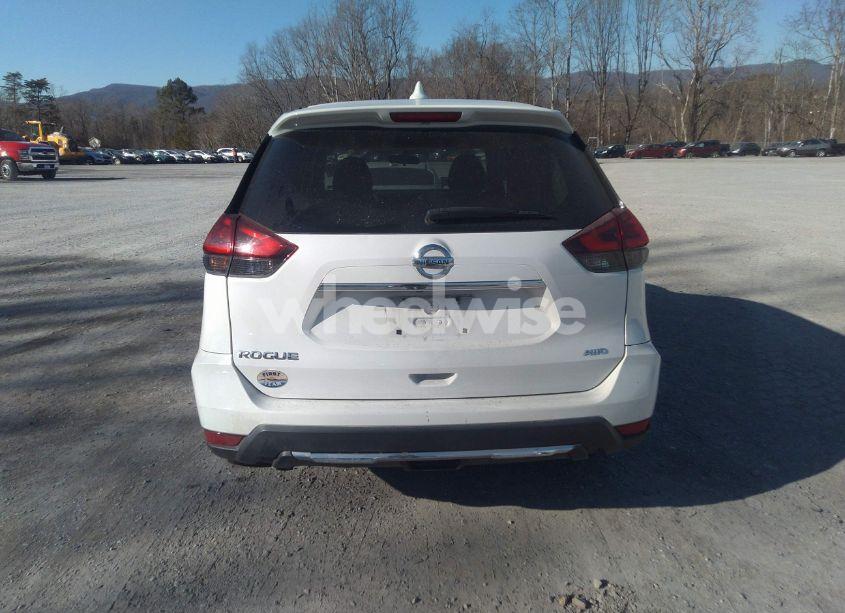 Photo 16 of 2017 Nissan Rogue S (VIN 5N1AT2MM0HC806656)