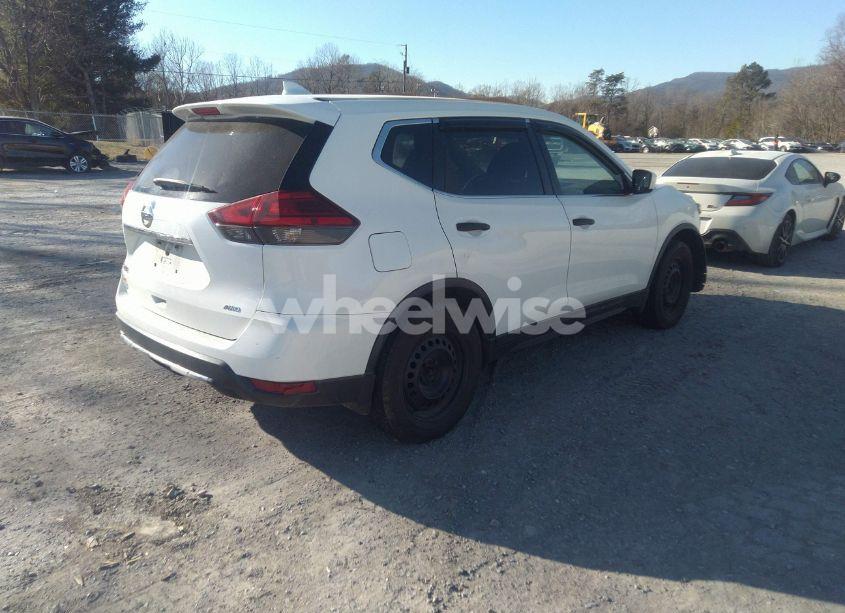Photo 4 of 2017 Nissan Rogue S (VIN 5N1AT2MM0HC806656)