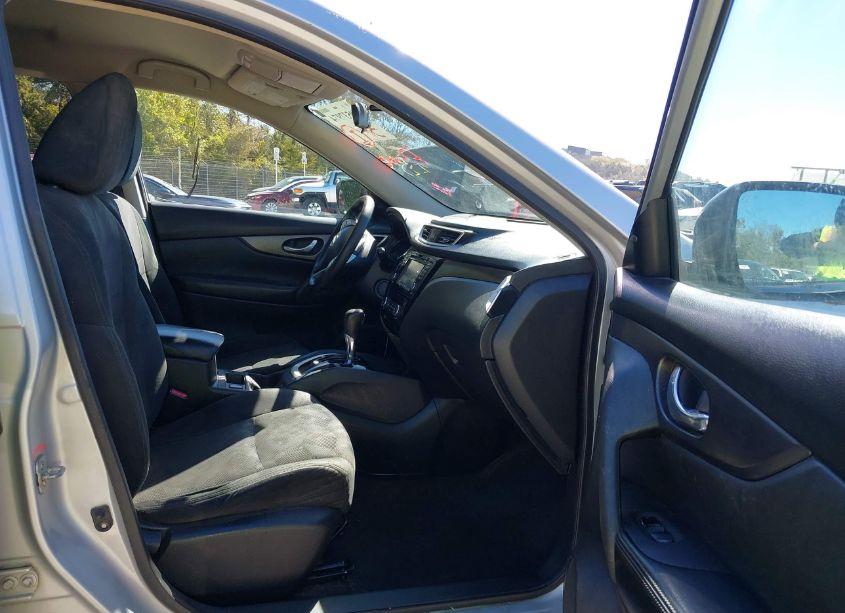 Photo 5 of 2016 Nissan Rogue SV (VIN 5N1AT2MM3GC860726)