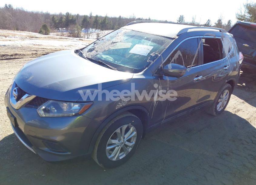 Photo 2 of 2016 Nissan Rogue SV (VIN 5N1AT2MM5GC801810)