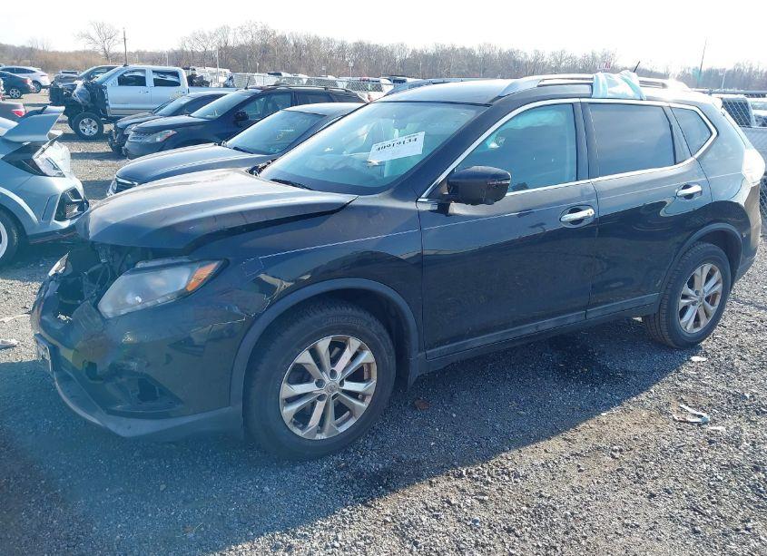 Photo 2 of 2016 Nissan Rogue SV (VIN 5N1AT2MM8GC803907)