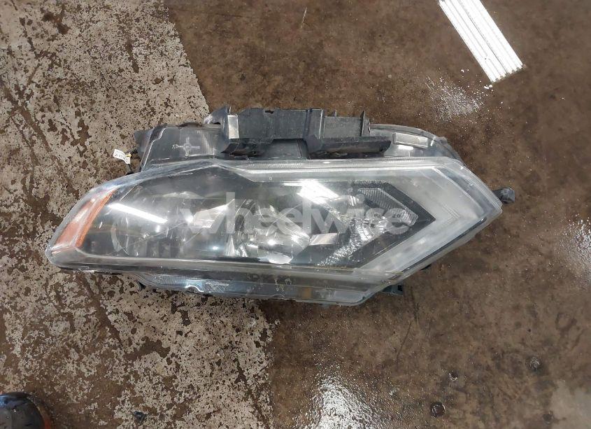 Photo 12 of 2017 Nissan Rogue SV (VIN 5N1AT2MM9HC800175)