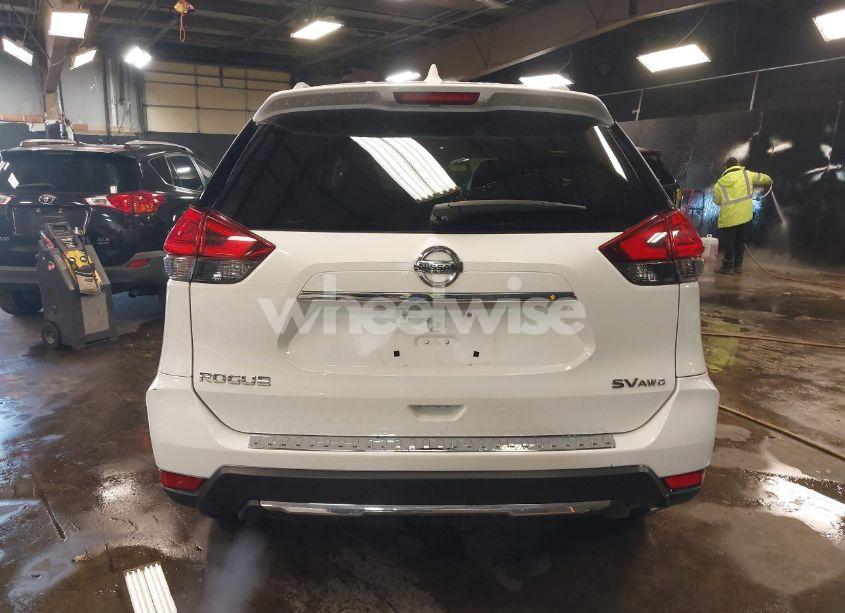 Photo 17 of 2017 Nissan Rogue SV (VIN 5N1AT2MM9HC800175)