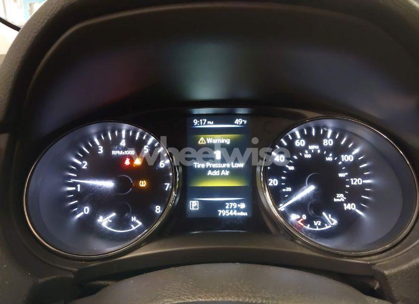 Photo 7 of 2017 Nissan Rogue SV (VIN 5N1AT2MM9HC800175)