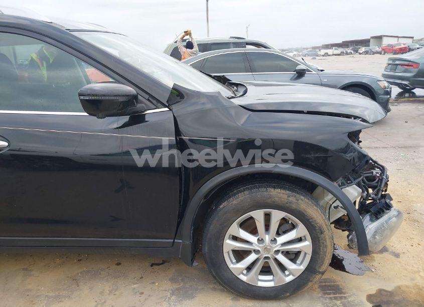 Photo 18 of 2016 Nissan Rogue SV (VIN 5N1AT2MN0GC756963)