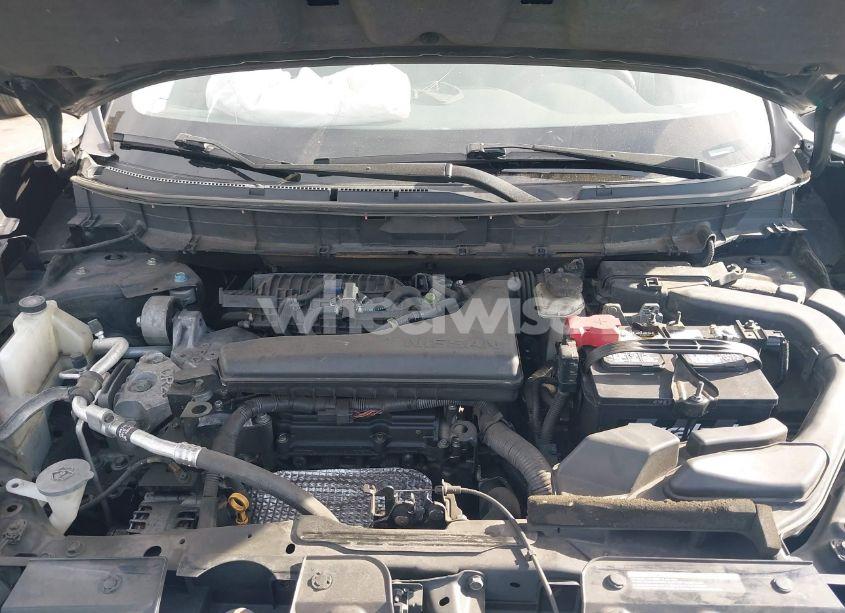 Photo 10 of 2017 Nissan Rogue S (VIN 5N1AT2MN3HC752777)