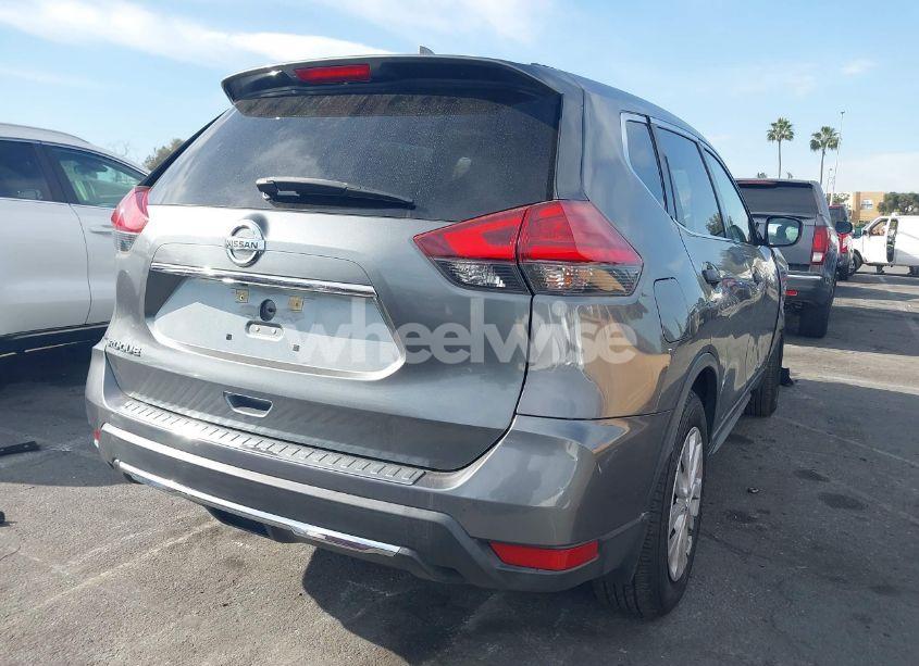 Photo 4 of 2017 Nissan Rogue S (VIN 5N1AT2MN3HC752777)