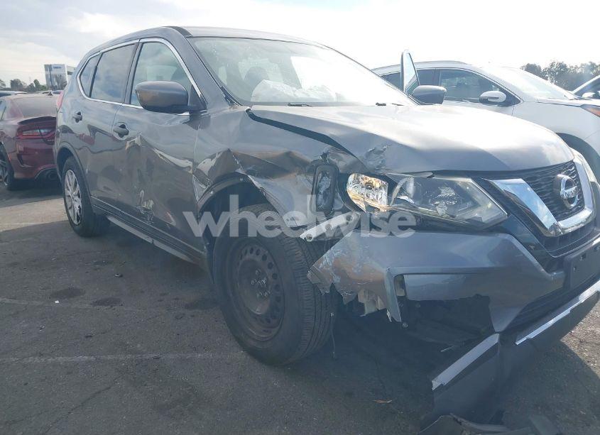 Photo 6 of 2017 Nissan Rogue S (VIN 5N1AT2MN3HC752777)