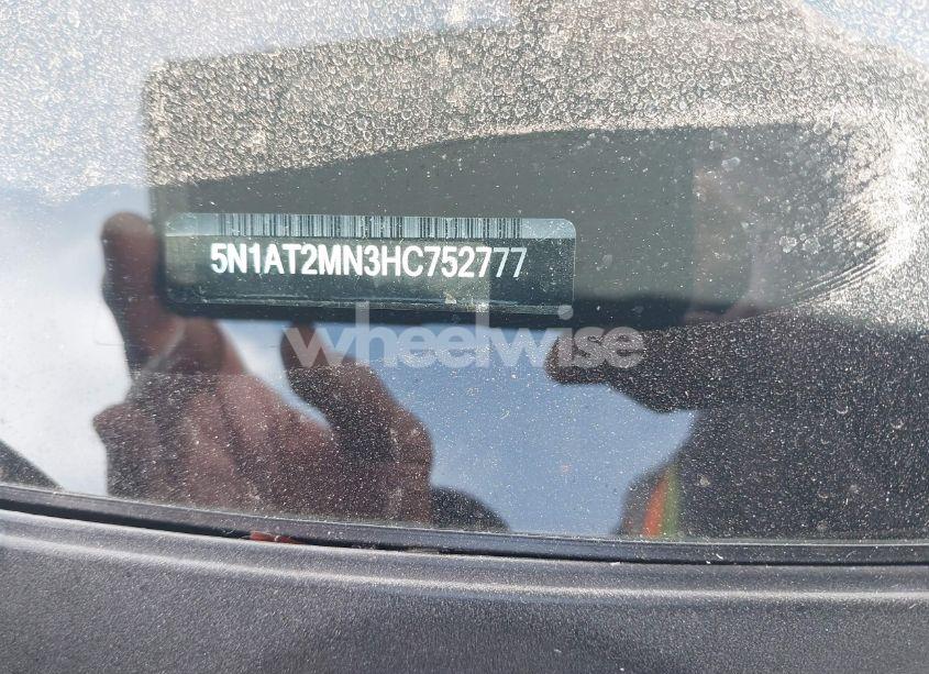 Photo 9 of 2017 Nissan Rogue S (VIN 5N1AT2MN3HC752777)