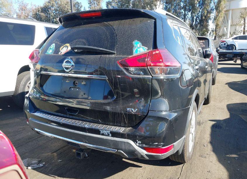 Photo 16 of 2017 Nissan Rogue SV (VIN 5N1AT2MN6HC753602)