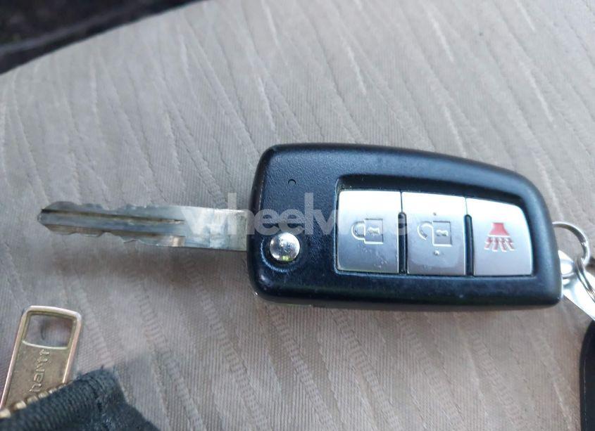 Photo 11 of 2017 Nissan Rogue S (VIN 5N1AT2MN7HC762647)