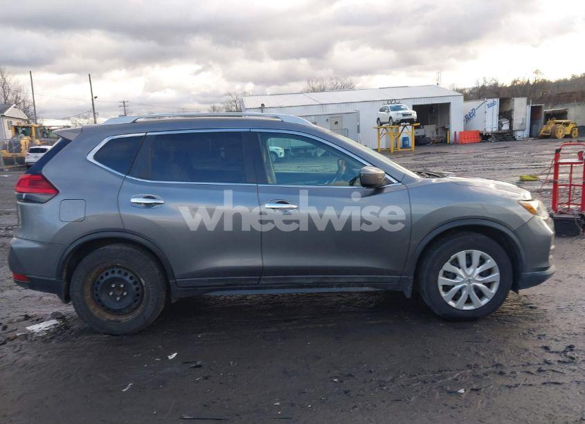 Photo 13 of 2017 Nissan Rogue S (VIN 5N1AT2MN7HC762647)
