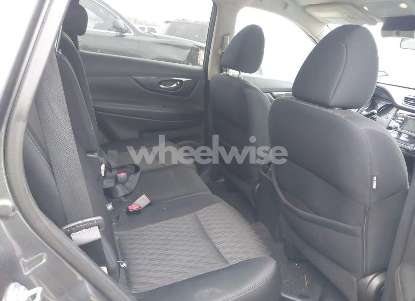 Photo 8 of 2017 Nissan Rogue SV (VIN 5N1AT2MN7HC838013)