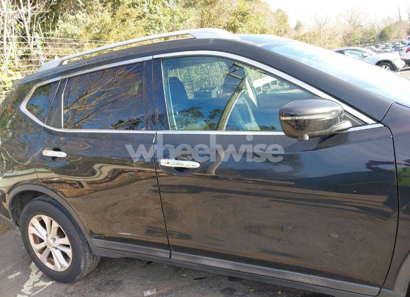 Photo 13 of 2016 Nissan Rogue SV (VIN 5N1AT2MN9GC766519)