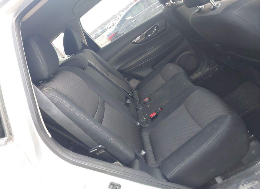 Photo 8 of 2017 Nissan Rogue S (VIN 5N1AT2MNXHC789793)