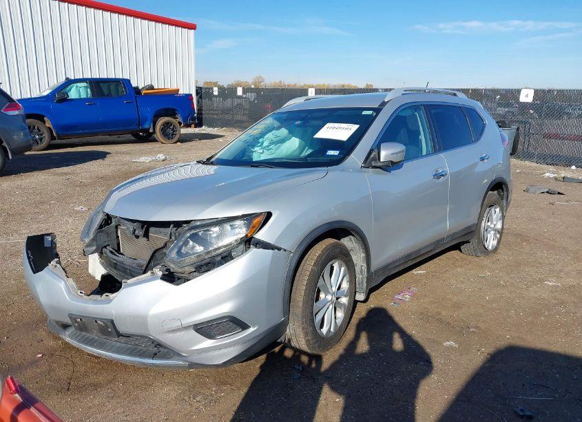 Photo 2 of 2014 Nissan Rogue SV (VIN 5N1AT2MT0EC826764)