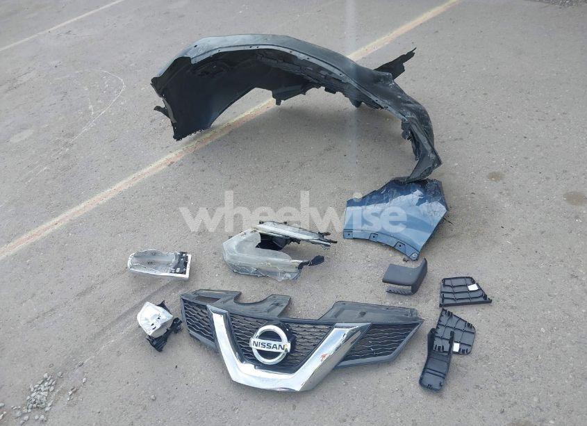 Photo 12 of 2014 Nissan Rogue SV (VIN 5N1AT2MT0EC830491)