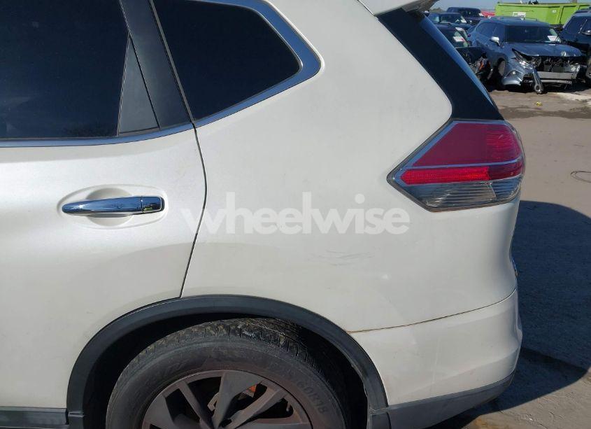 Photo 6 of 2015 Nissan Rogue SL (VIN 5N1AT2MT0FC778118)