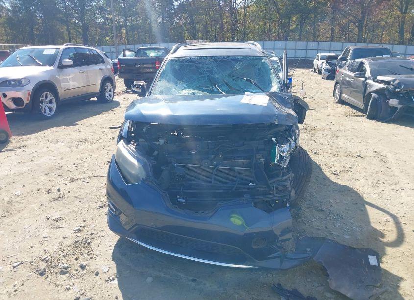 Photo 13 of 2015 Nissan Rogue SL (VIN 5N1AT2MT0FC852914)