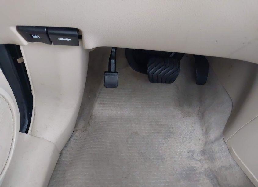 Photo 18 of 2015 Nissan Rogue SL (VIN 5N1AT2MT0FC852914)