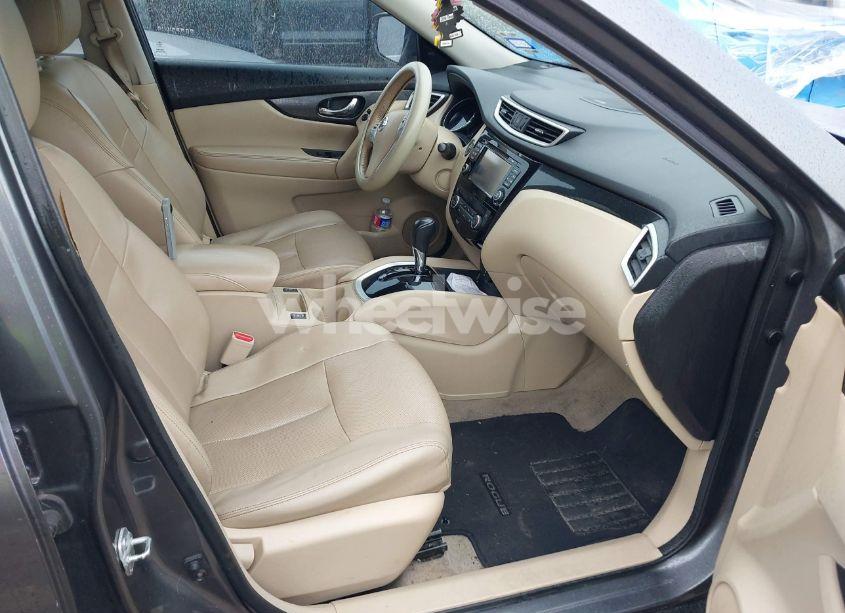 Photo 5 of 2015 Nissan Rogue SL (VIN 5N1AT2MT0FC908995)