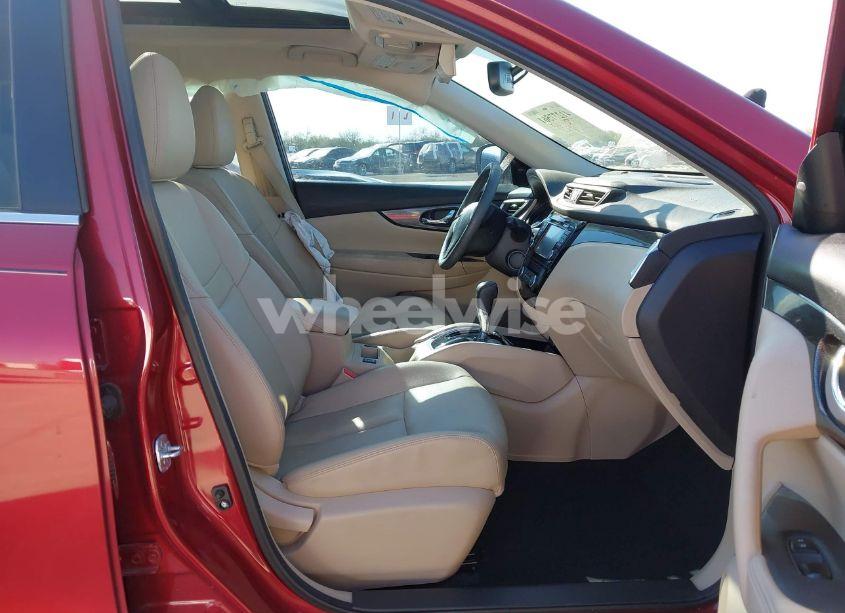 Photo 5 of 2016 Nissan Rogue SL (VIN 5N1AT2MT0GC763006)