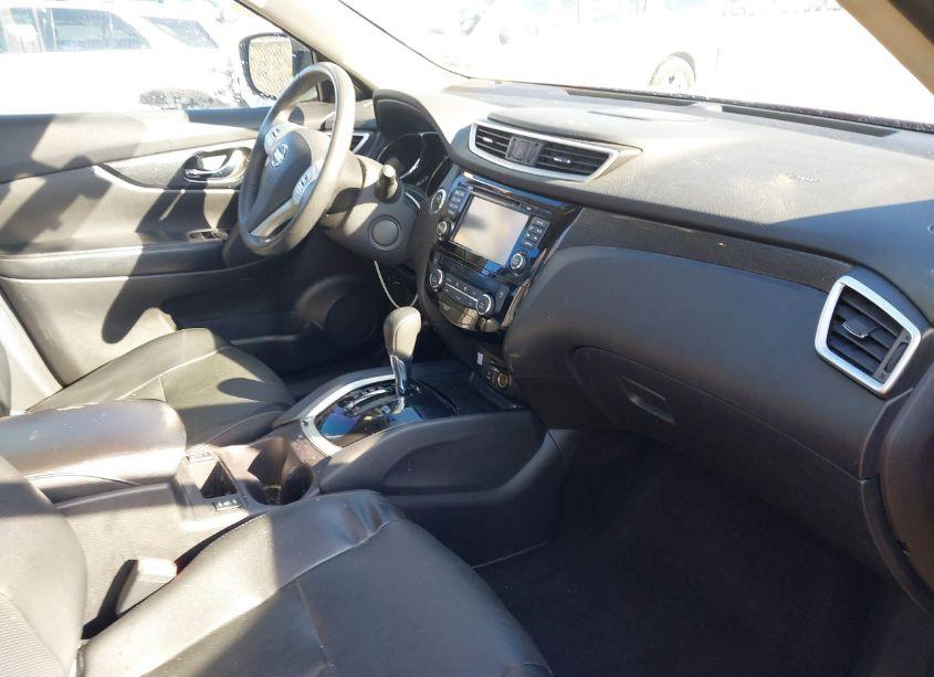 Photo 5 of 2016 Nissan Rogue SL (VIN 5N1AT2MT0GC819865)