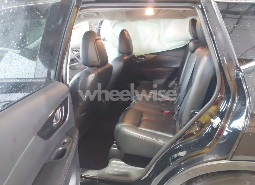 Photo 8 of 2016 Nissan Rogue SL (VIN 5N1AT2MT0GC874901)