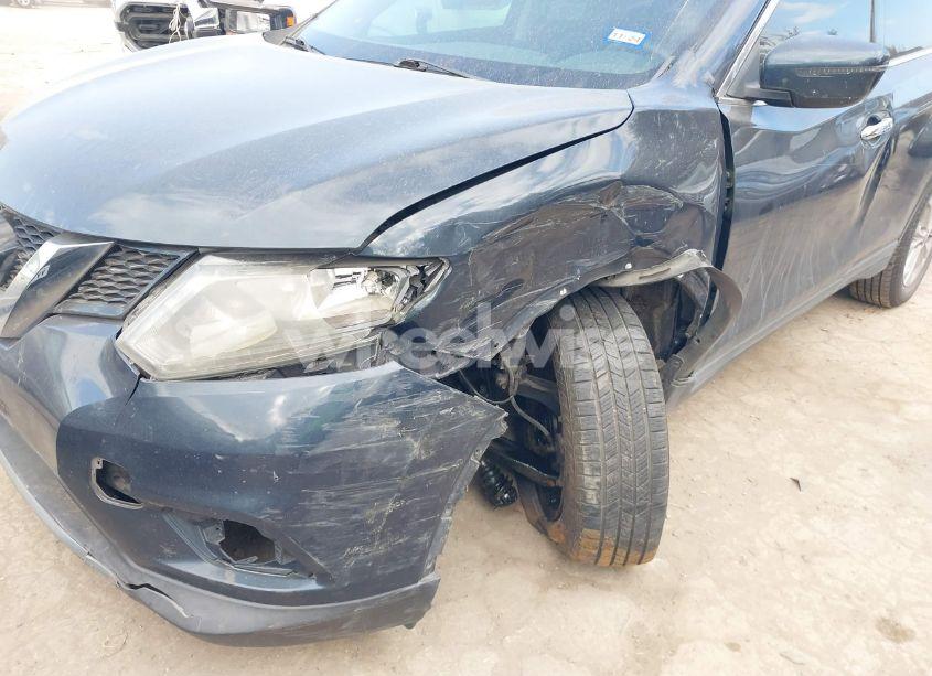 Photo 6 of 2016 Nissan Rogue SV (VIN 5N1AT2MT0GC882366)