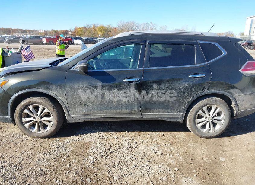 Photo 14 of 2016 Nissan Rogue SV (VIN 5N1AT2MT0GC893609)