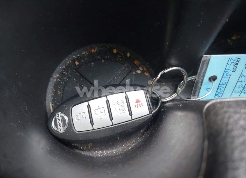 Photo 11 of 2016 Nissan Rogue SV (VIN 5N1AT2MT0GC912773)