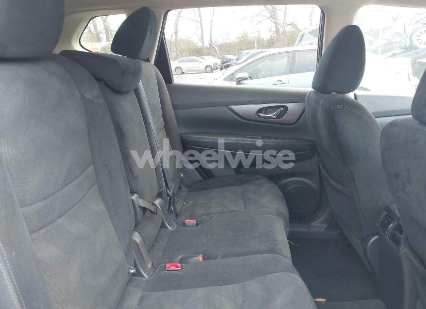 Photo 8 of 2016 Nissan Rogue SV (VIN 5N1AT2MT0GC912773)